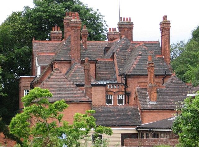 local contractor local roofer